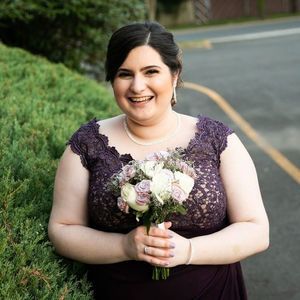 Meet your Posher, Dina